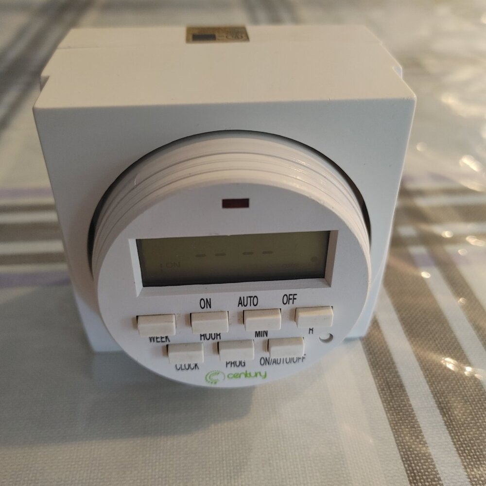 CENTURY FD60-U6 Digital Programmable Timer Dual Outlet 7-Day Heavy Duty Timer